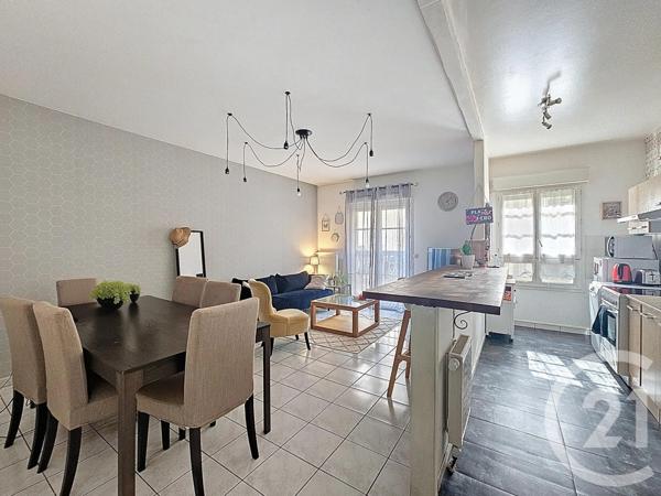 Appartement F3 à vendre  3 pièces - 62 m2 BRIE COMTE ROBERT - 77