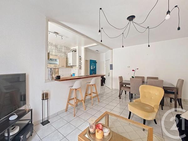 Appartement F3 à vendre  3 pièces - 62 m2 BRIE COMTE ROBERT - 77