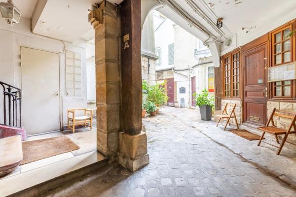 Appartement 3 pièces. Saint-Germain-des-Prés - PARIS