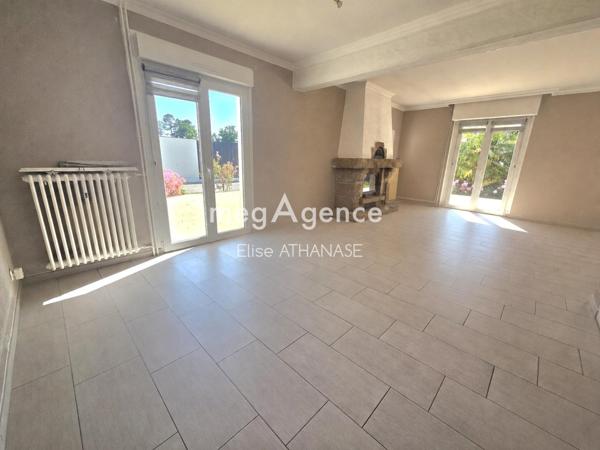 Maison à FOUGERES, 35300 - 7 pièces 155m²
