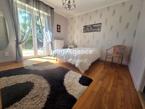 Maison à FOUGERES, 35300 - 7 pièces 155m²