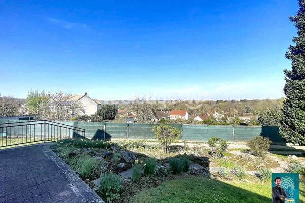 Maison à vendre 7 pièces de 134 m² à Jouy-le-Moutier