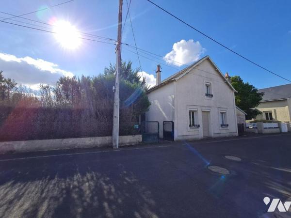 MAISON DE VILLE - A VENDRE- MONTOIRE/ LOIR
