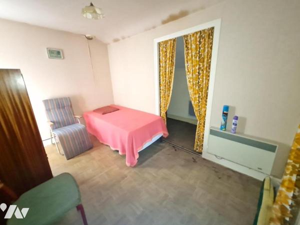 MAISON DE VILLE - A VENDRE- MONTOIRE/ LOIR