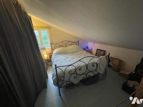 Maison de 184 m² et ses dépendances.