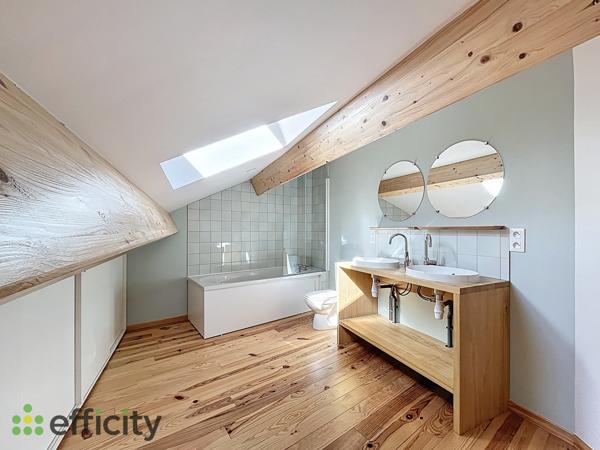 Maison 5 pièces - 136 m² Exclusivité efficity