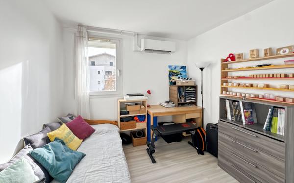 Appartement à vendre    3 pièces •  Guilherand-Granges