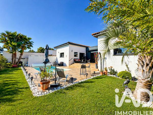 Maison à vendre 7 pièces 168,27 m² Nîmes