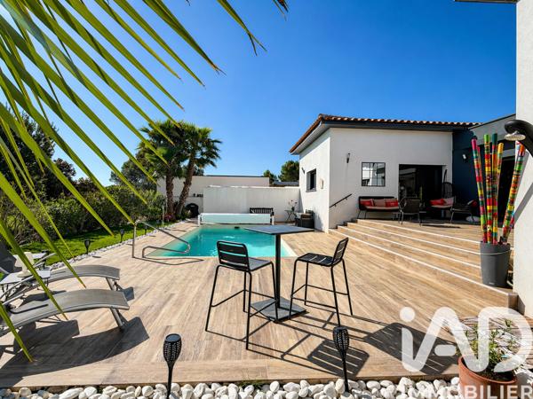 Maison à vendre 7 pièces 168,27 m² Nîmes