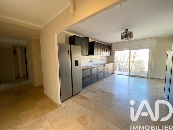 Appartement à vendre 5 pièces 94 m² Fréjus