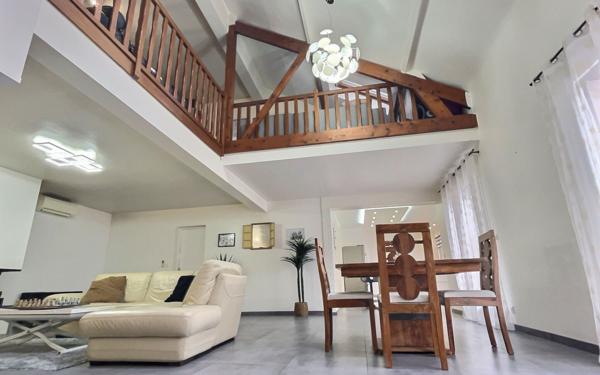 Maison à vendre    5 pièces •  La Ville-du-Bois