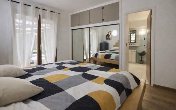 Maison à vendre    5 pièces •  La Ville-du-Bois