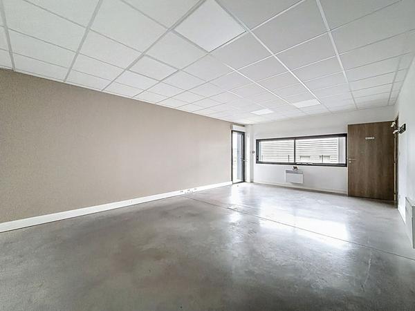 Local d'activité Brissac Loire Aubance 800 m2