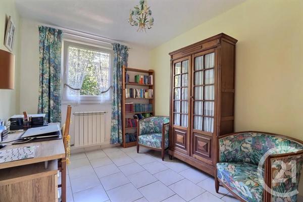 Maison à vendre  4 pièces - 110 m 2   FREJUS  - 83