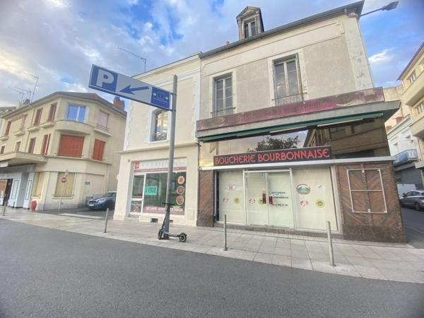 03200 VICHY –IMMEUBLE DE RAPPORT MIXTE AVEC 2 APPARTEMENTS + LOCAL COMMERCIAL -COEUR DE VILLE