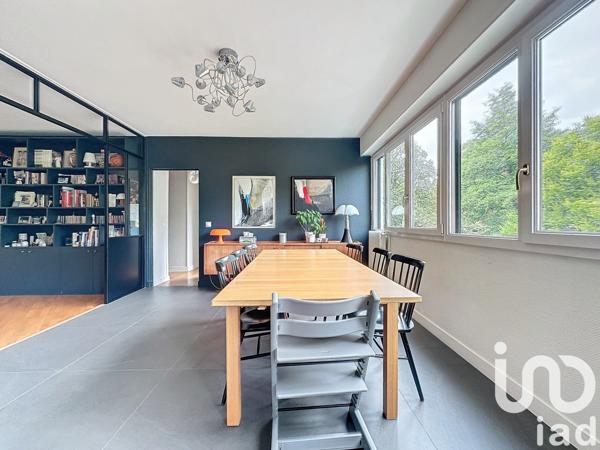 Appartement 6 pièces de 123 m² à Vaux-le-Pénil (77000)