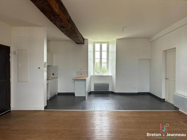 Appartement T3 - LE GENEST SAINT ISLE