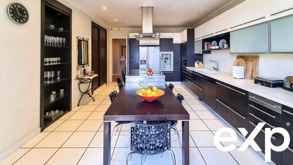 Villa de charme au calme avec piscine et aperçu mer - Le Cannet