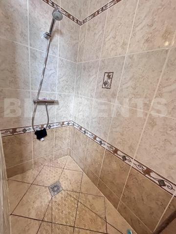 Maison de 115m² sur un terrain de 385m² sur sous sol total.