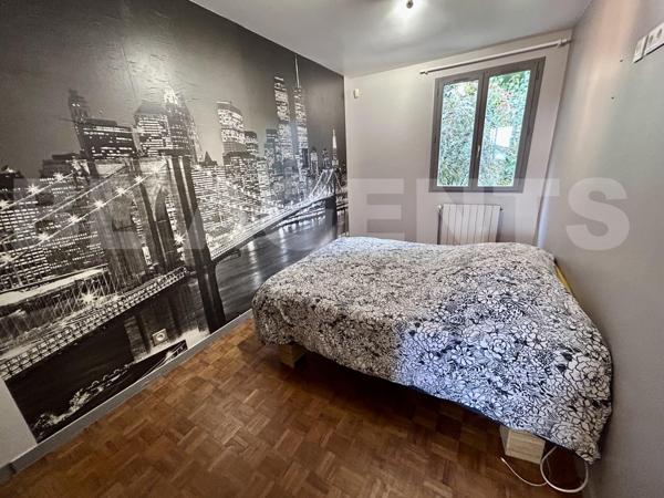 Maison de 115m² sur un terrain de 385m² sur sous sol total.