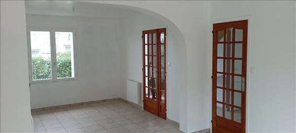 Maison à louer |  ELLIANT |  5 pièces | 101 m²
