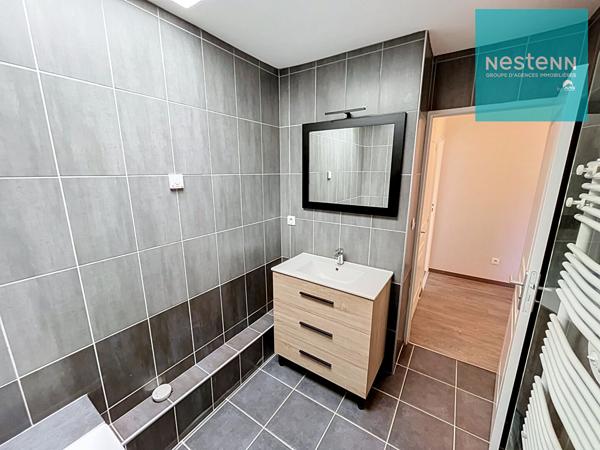 Maison à vendre à Montbrison - 4 pièces, 2 chambres, jardin plein Sud et 2 stationnements