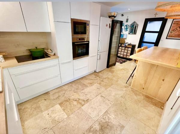CLERMONT-L’HÉRAULT Villa 130m² 3Ch, Véranda + Garage + Cave + 479m² de Terrain