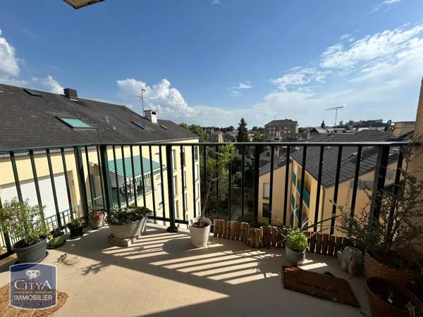 Appartement à louer 2 pièces 54.17m² Alençon (61000)