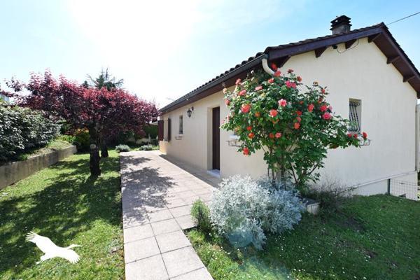 Maison à vendre |  Montmoreau-Saint-Cybard |  5 pièces | 125 m²