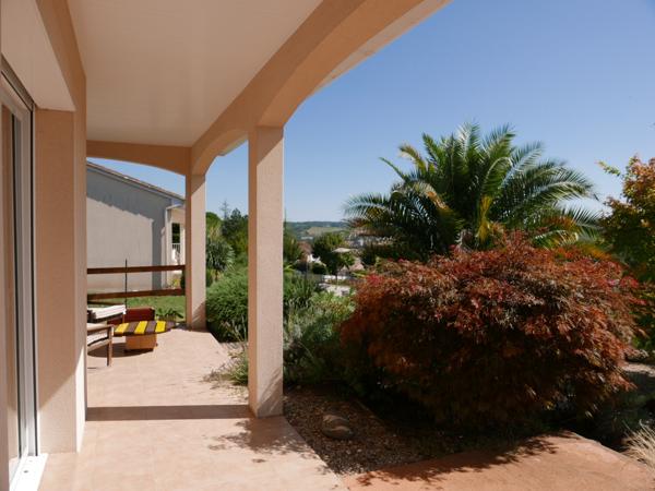 Saint-Astier (24110) Tous commerces à pied