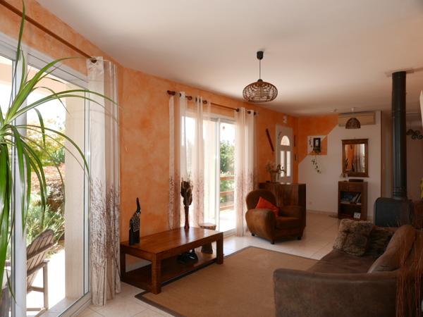 Saint-Astier (24110) Tous commerces à pied