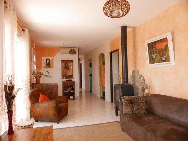 Saint-Astier (24110) Tous commerces à pied