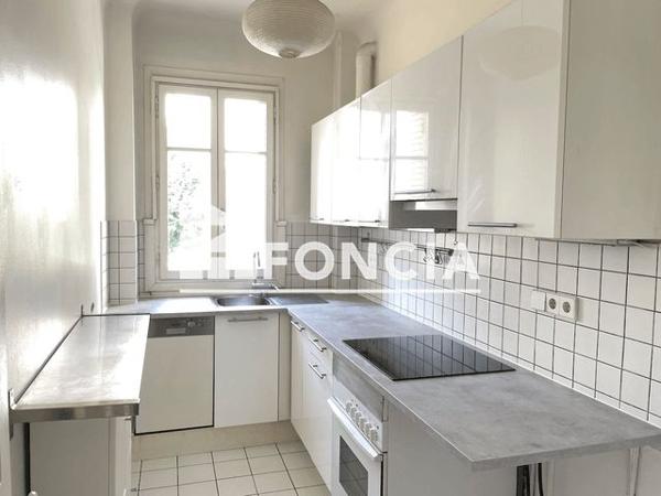 Location Appartement 2 pièces 44.9 m² - 41 AVENUE DU GAL MICHEL BIZOT Paris 75012