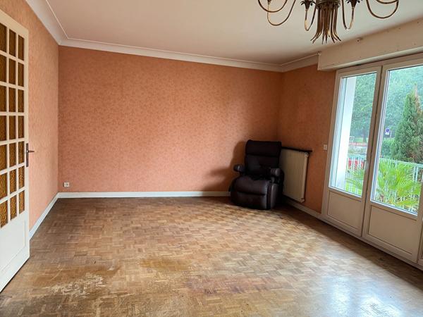 Appartement 3 pièces 80m² à rénover,  
Nantes 44300
