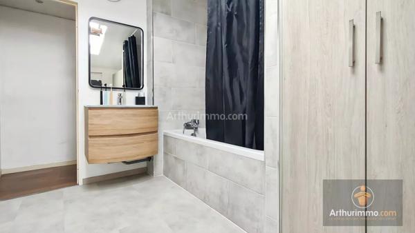 Vente                                                      Maison
                        
                     4 pièces                      99 m2                     à Bondoufle