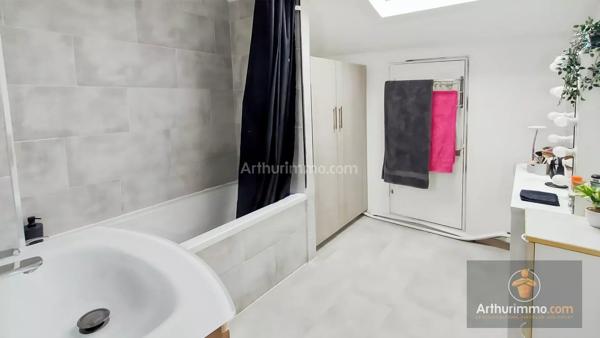 Vente                                                      Maison
                        
                     4 pièces                      99 m2                     à Bondoufle