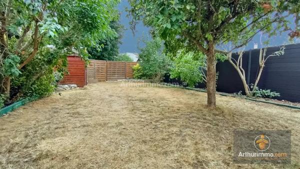 Vente                                                      Maison
                        
                     4 pièces                      99 m2                     à Bondoufle