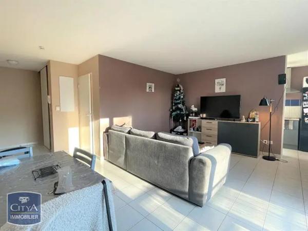 Appartement à louer 2 pièces 48.58m² Sorgues (84700)