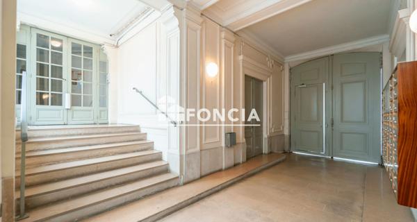 À vendre Appartement 2 pièces 42.78 m² - Paris 75010