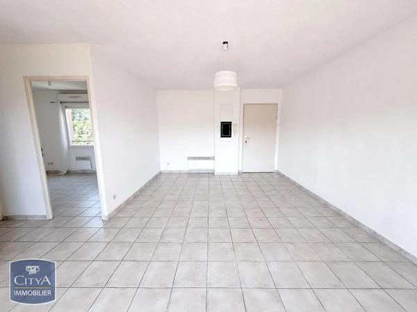Appartement à louer 2 pièces 43.78m² Carcassonne (11000)