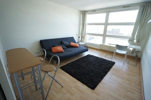 LILLE - EURALILLE - APPARTEMENT - STUDIO
