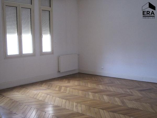 APPARTEMENT A LOUER CENTRE VILLE ST QUENTIN 02100