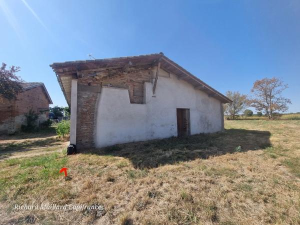 Maison ancienne à rénover + terrain constructible 809 m² — Bressols
