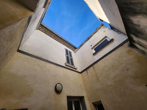 EXCLUSIVITÉ - Immeuble de rapport en monopropriété - 8 appartements - Porte Limbert - Avignon (84000)