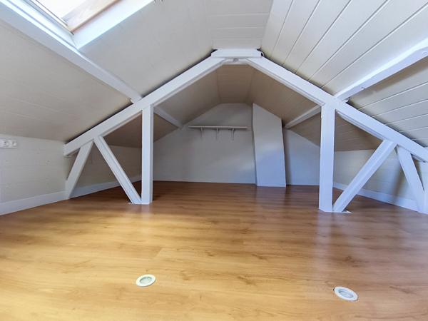 Maison
         4 pièces
        - 70 m² Exclusivité 285 000 € *