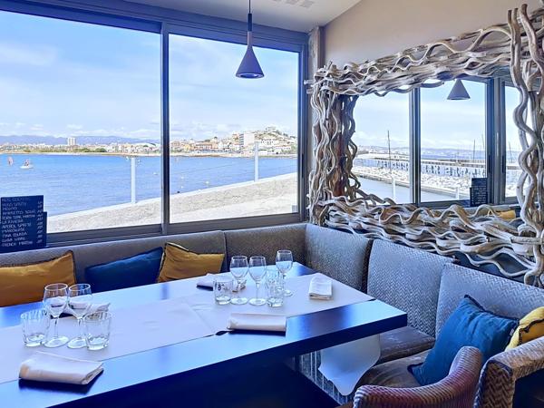 Restaurant 8eme Arr, vue mer et rade de Marseille