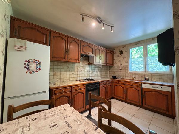 Exclusivité Maison jardin sans vis-à-vis, Gare L18 à pied (Guyancourt)