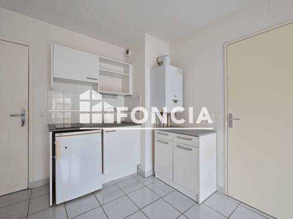 Location Appartement 2 pièces 35.98 m² - 5 RUE SAINT REMY Nimes 30900