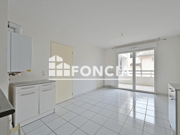 Location Appartement 2 pièces 35.98 m² - 5 RUE SAINT REMY Nimes 30900