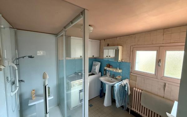 Maison à vendre    5 pièces •  Sourcieux-les-Mines